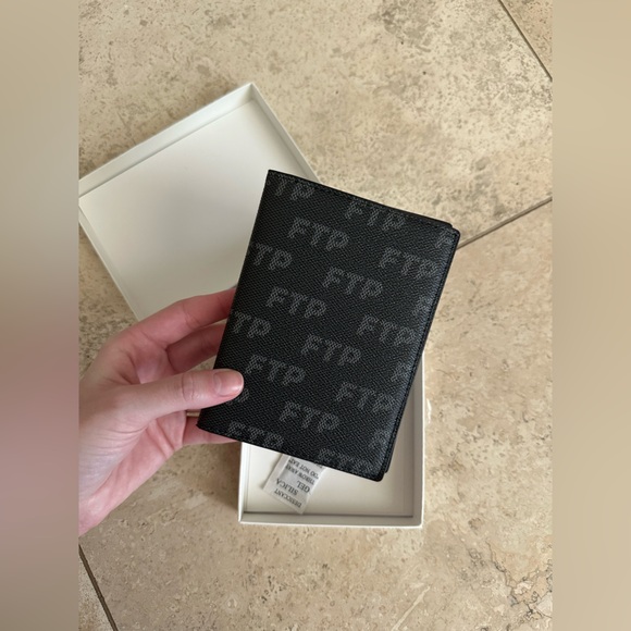 FTP Damier Passport Holder, size OS, color Black - Picture 1 of 6